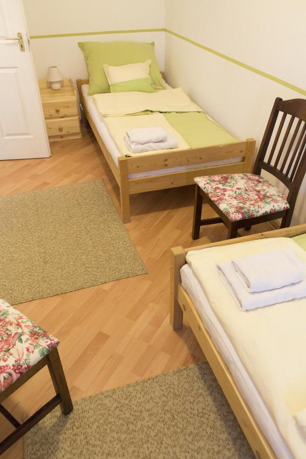 Apartman "A" Szeged Extérieur photo